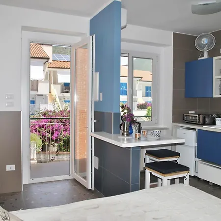 Holiday home La Bouganville A 200 M Dal Mare *